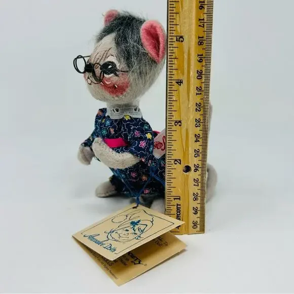 Vintage Annalee Granny Grandma Mouse Doll Plush w/ Glasses Mobilitee Collectible - Picture 10 of 11